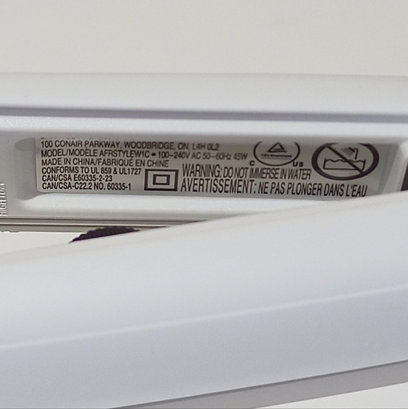 NWOT 🌺 Avanti Titanium Flat Iron Floating Plates 1" 450°F White - Picture 7 of 16